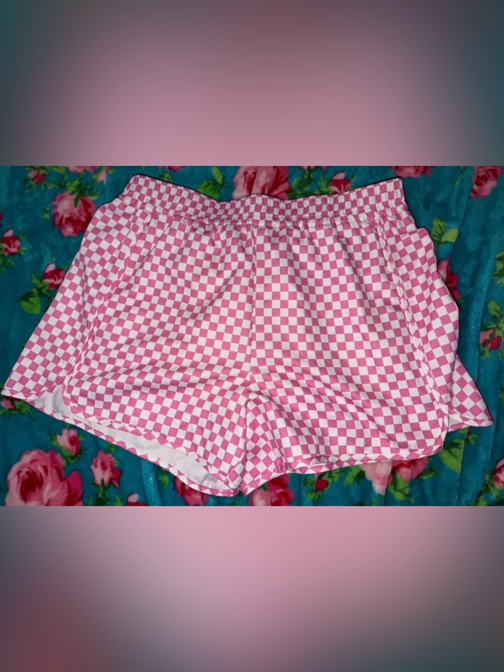 XXL never worn Pink and White Checkered Lounge Shorts